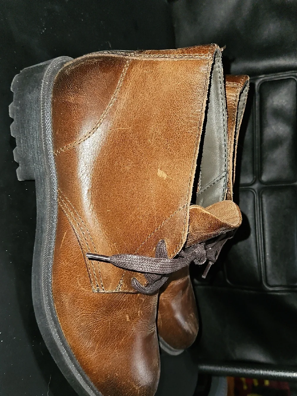Frye and Co. Men's Flat Heel Chukka Lace-Up Boots Distressed Brown Size 11